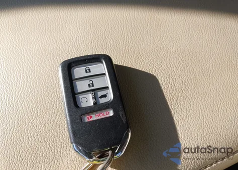 2019 Honda Cr-V Ex-L z USA, uszkodzony, nr VIN 2HKRW1H82KH503153